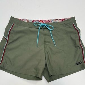 ATHLETA BOARD SHORTS Olive Green Polyester size‎ 8